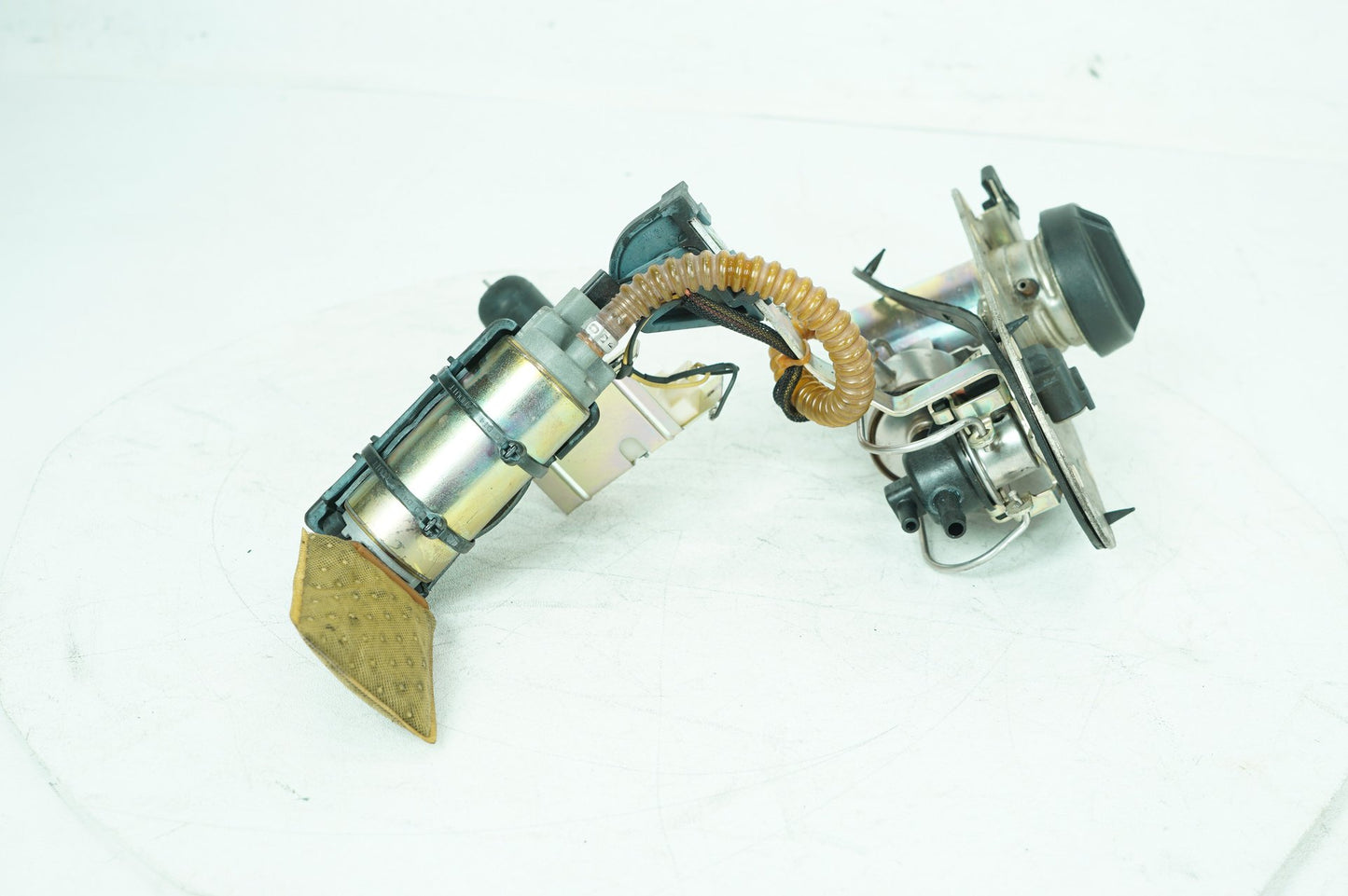 1999 - 2006 Harley-Davidson Touring Road Glide Fuel Pump Gas Gasoline Petrol Sending 62897-01B