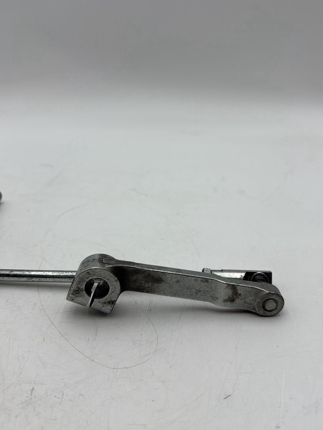 2007 - 2012 Harley-Davidson Touring Electra Glide Classic Gear Shifter Lever w/ Rod linkage  	33709-82A