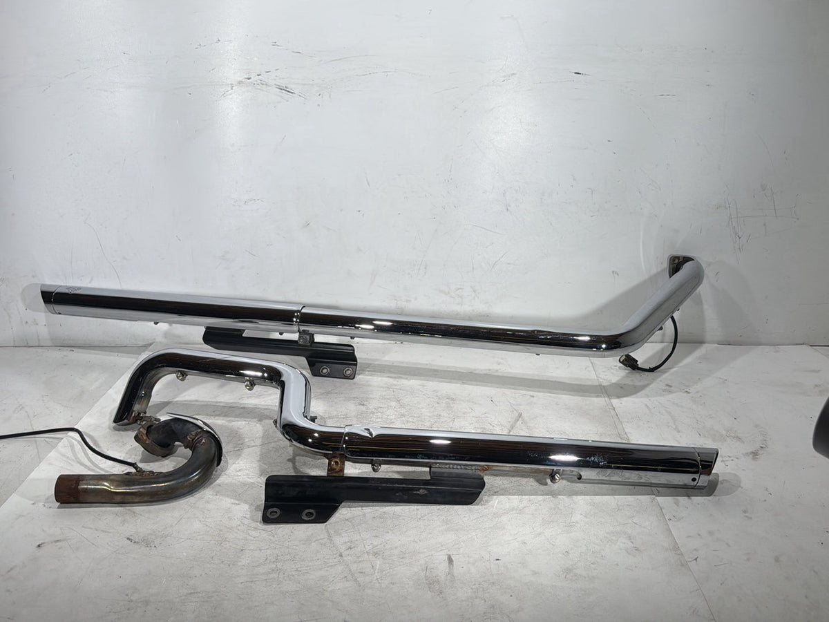 2015 Harley Softail Deluxe FLSTN OEM Exhaust Header Pipes Muffler Vance & Hines