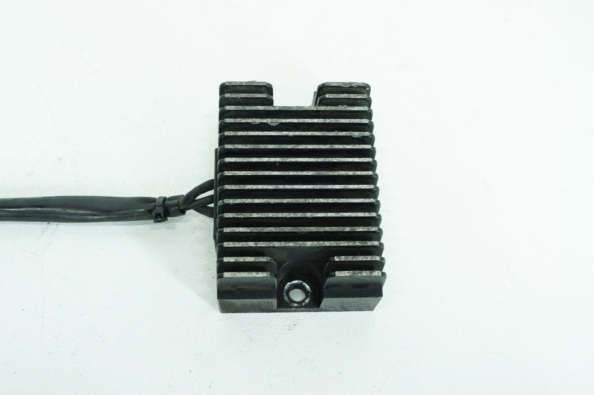 1999 Harley Sportster XL883 Hugger OEM Voltage Regulator Rectifier