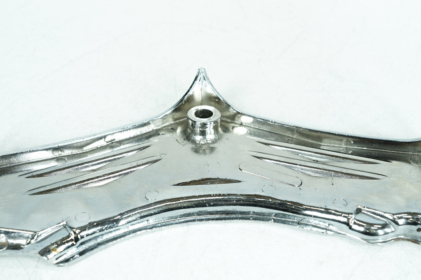 2000 - 2006 Harley-Davidson Softail Deuce Engine Motor Timing Chain Cover Kuryakyn 8392