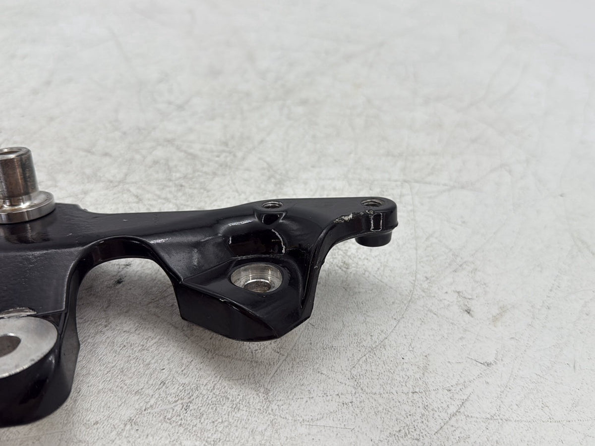 2019 Harley Softail Street Bob FXBB OEM Mounting Brackey Holder Support Bas