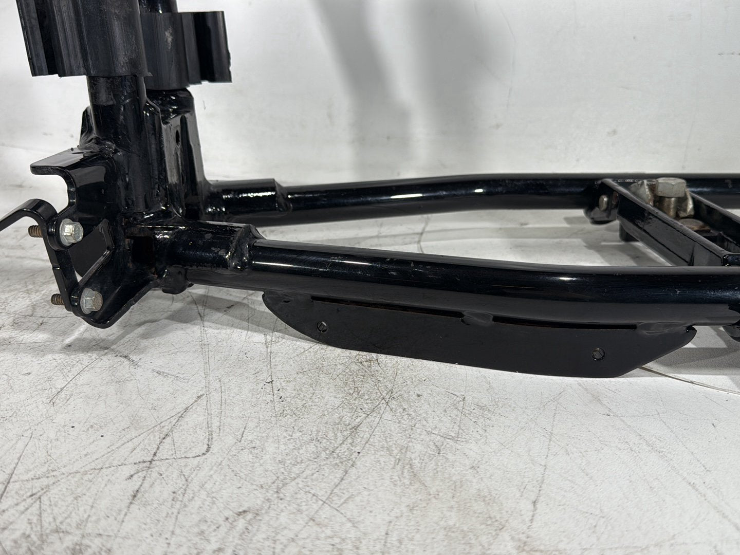 2012 Harley Dyna FXDF Fat Bob OEM Body Main Frame Chassis CLN CLR