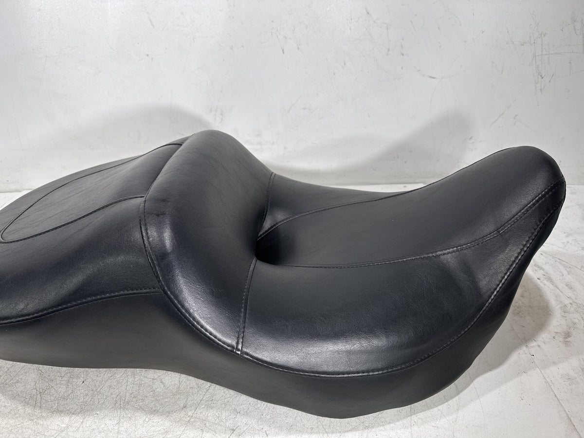 2009 Harley Electra Glide Touring CVO Eagle Passenger Rider Driver Seat Saddle