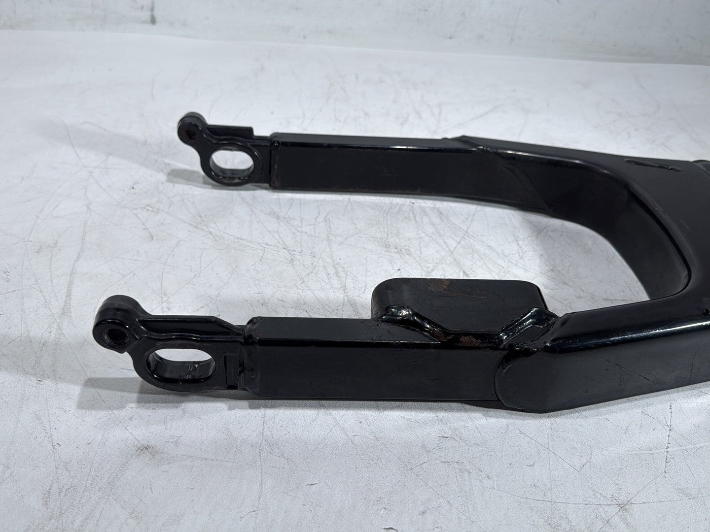 2003 Harley Road King Touring FLHRCI Classic OEM Rear Fork Swingarm Swing Arm
