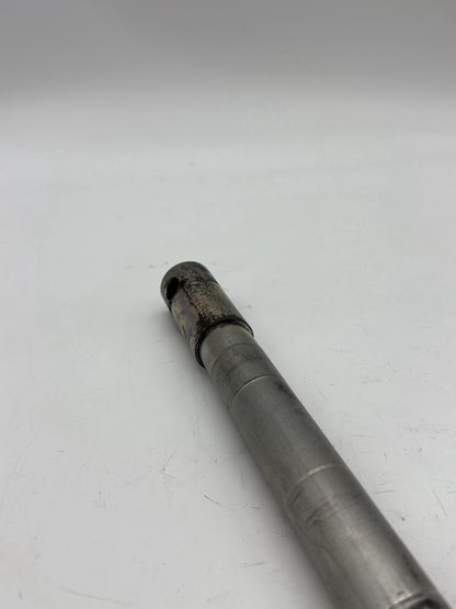 2007 - 2012 Harley-Davidson Dyna Street Bob Front Wheel Axle Bolt Shaft  	40928-06