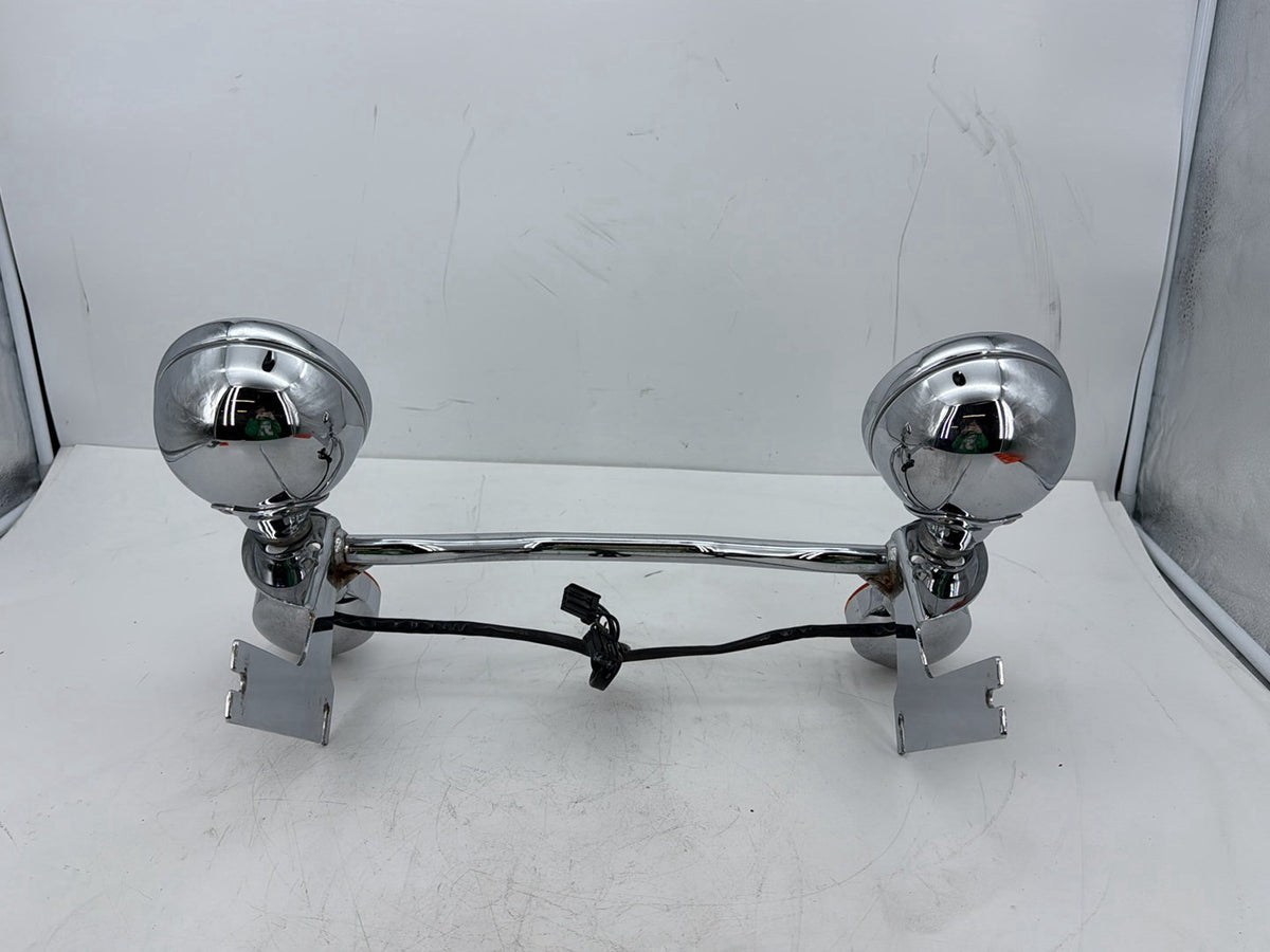 08 Harley Touring Electra Glide Ultra Front Turn Signal Indicators Aux Light Bar