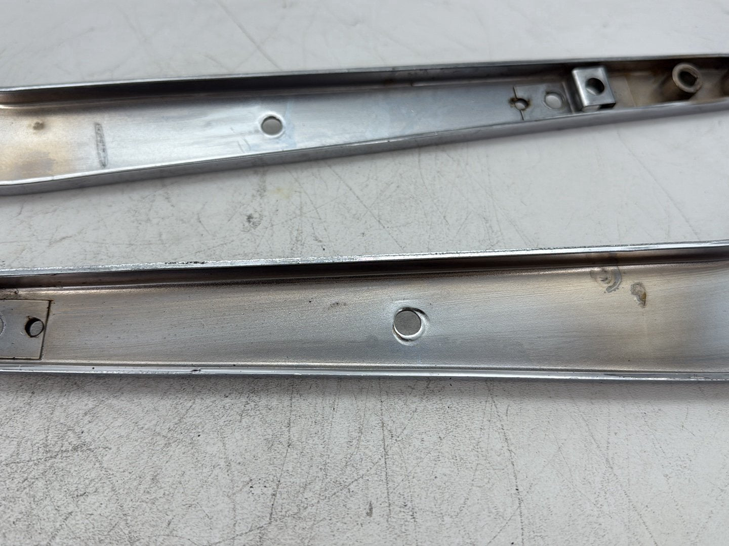 1998 Harley Softail Custom FXSTC OEM Rear Left & Right Fender Support Bracket