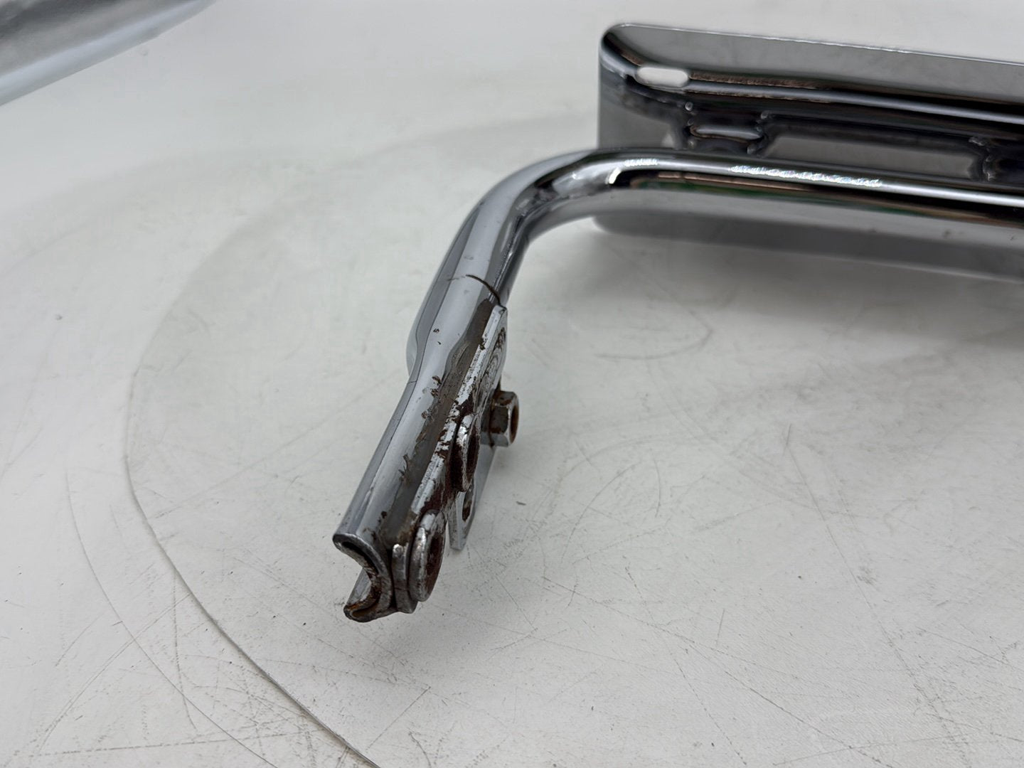2008 Harley Electra Glide Touring Ultra FLHTCUI OEM Rear License Plate Support Bar Holder