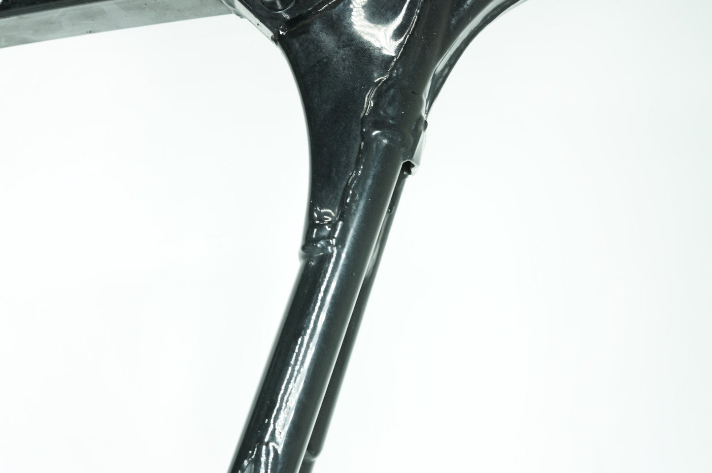 1999 - 2006 Harley-Davidson Touring Electra Glide Classic Body Main Frame Chassis SLVG  	47900-02A