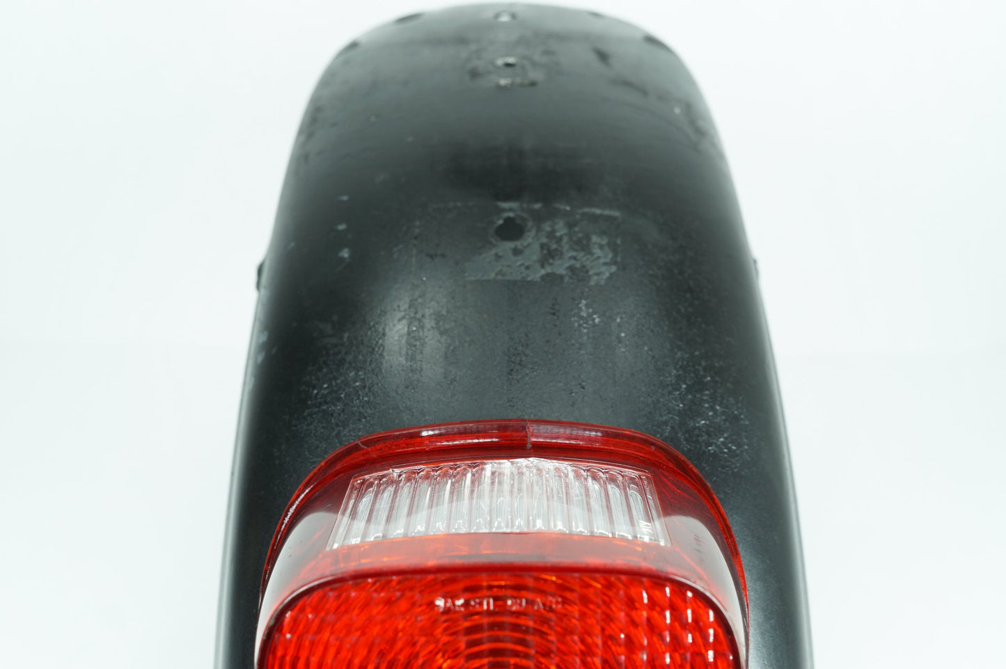 2004 - 2013 Harley-Davidson Sportster Base 883 Rear Wheel Fender Taillight Brake Lamp  	59847-10