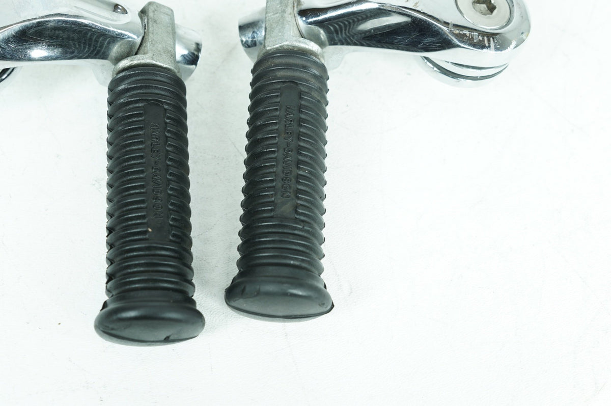 2005 Harley Sportster XL1200 C Custom OEM Front Right Left Highway Foot Pegs