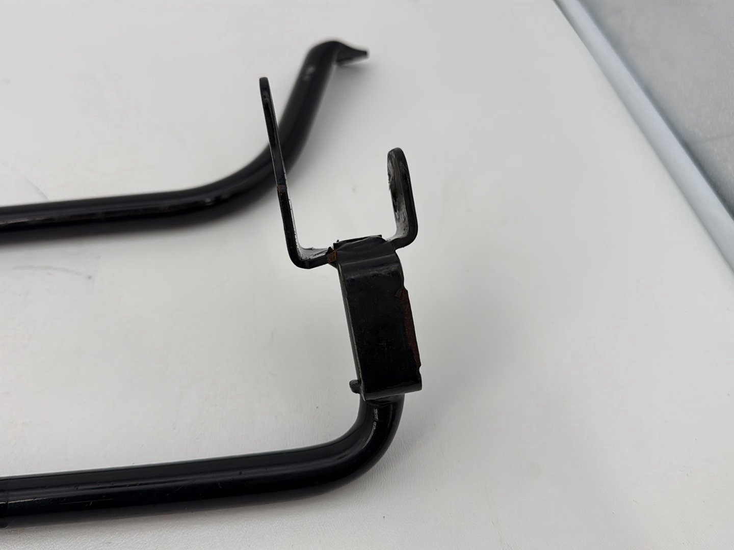 2019 - 2023 Harley-Davidson Touring Road King Special Rear Left Right Saddlebag Guard Rails Bar 90200549