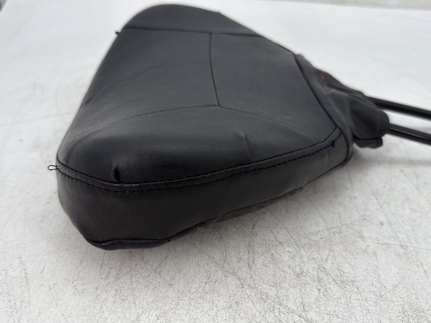 2005 Harley Electra Glide Touring Ultra FLHTCUI OEM Rider Driver Backrest Adjustable Cushion Pad