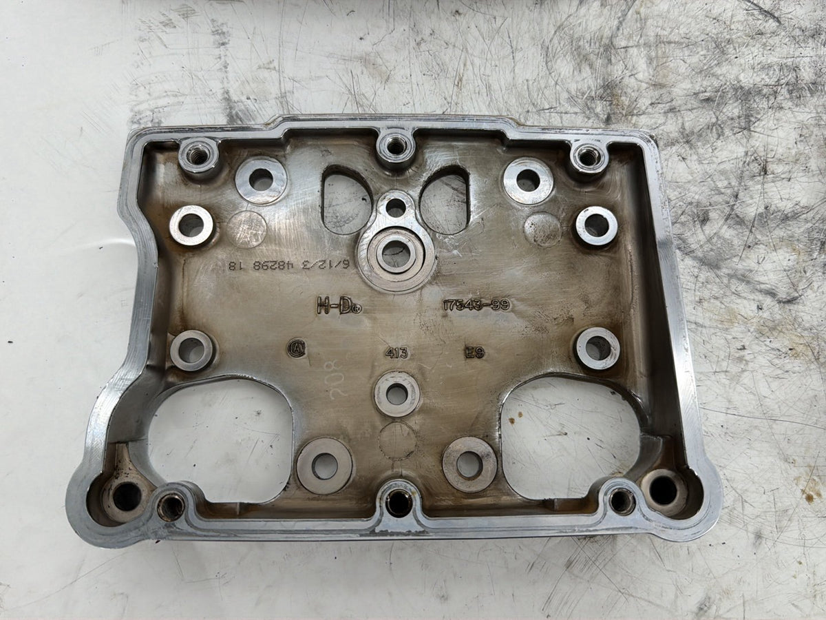 2008 Harley Touring Electra Glide Ultra OEM Twin Cam Top Rocker Cover 17571-99