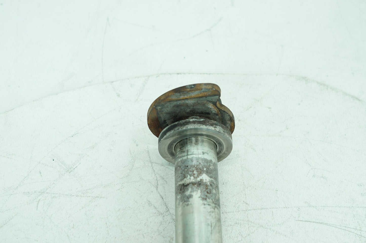 2007 - 2011 Harley-Davidson Touring Electra Glide Ultra Rear Wheel Axle Bolt Shaft 41056-09