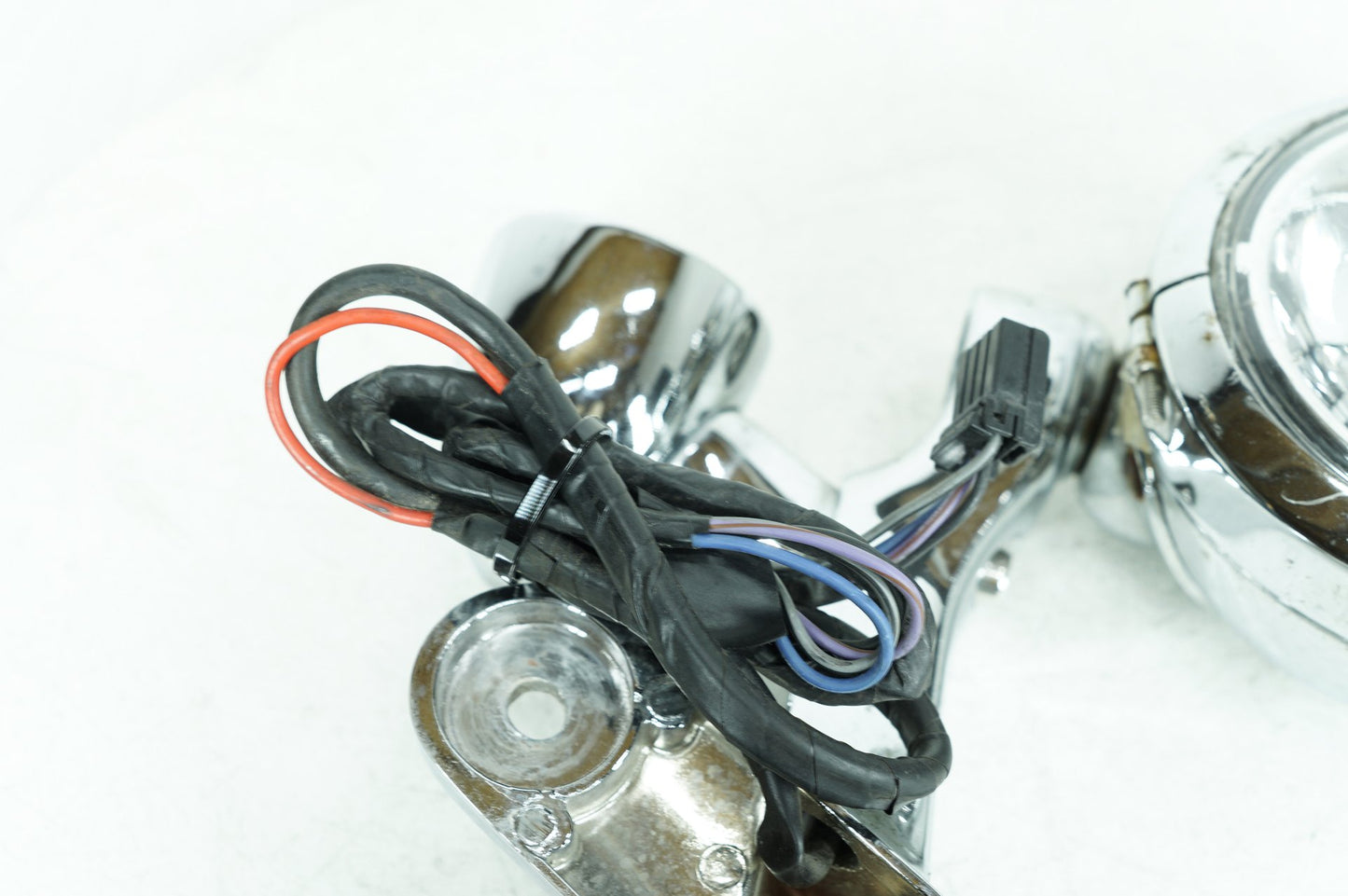 2007 - 2012 Harley-Davidson Touring Street Glide Front Right 1 Turn Signal Indicator  	69279-06