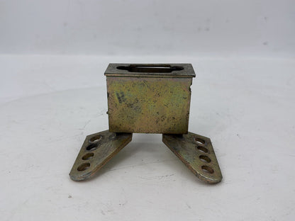 1999 - 2006 Harley-Davidson Touring CVO Screamin Eagle Road King Front Driver Rider Backrest Bracket Mount 52587-09