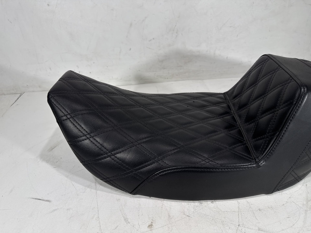 06 Harley Street Glide Touring FLHX Passenger Rider Driver Seat Saddle SADDLEMEN