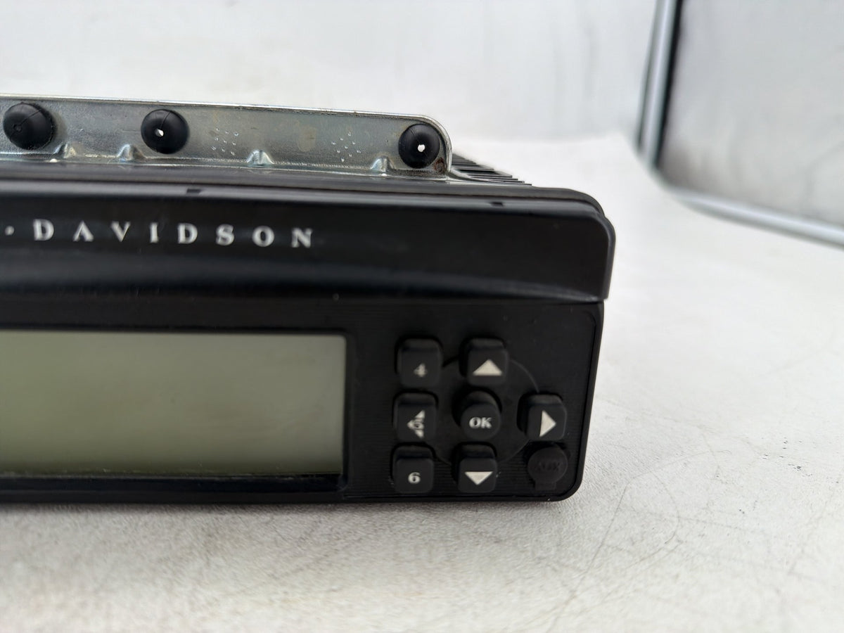 2013 Harley Electra Glide Touring FLHTCU OEM Harman Kardon AM FM CD Radio Player