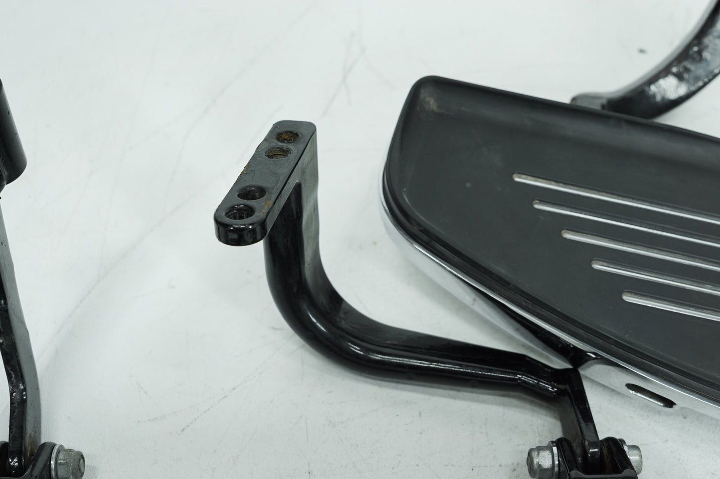 1999 - 2006 Harley-Davidson Touring Street Glide Left Right Driver Floorboard Foot Rest Aftermarket