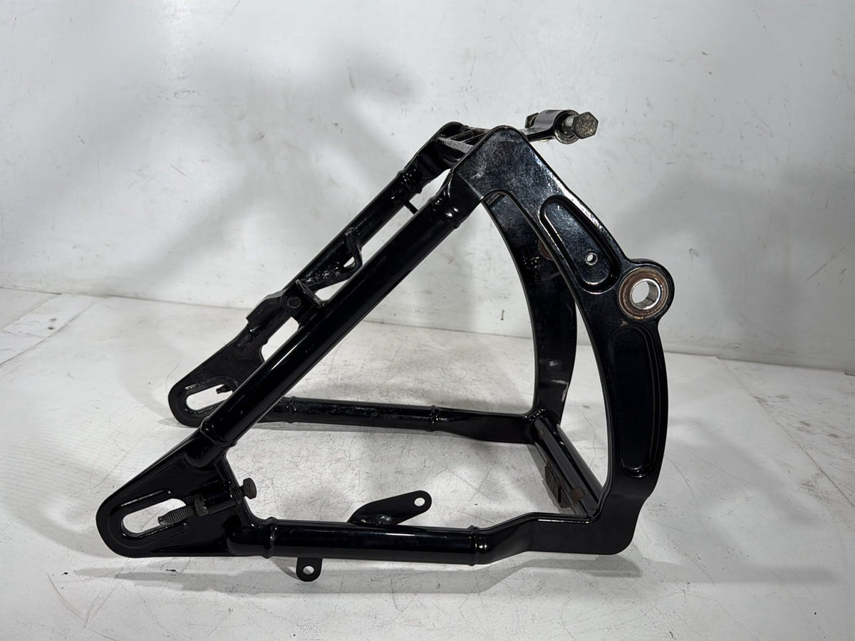 2004 Harley Heritage Softail Classic FLSTCI OEM Rear Fork Swingarm Swing Arm