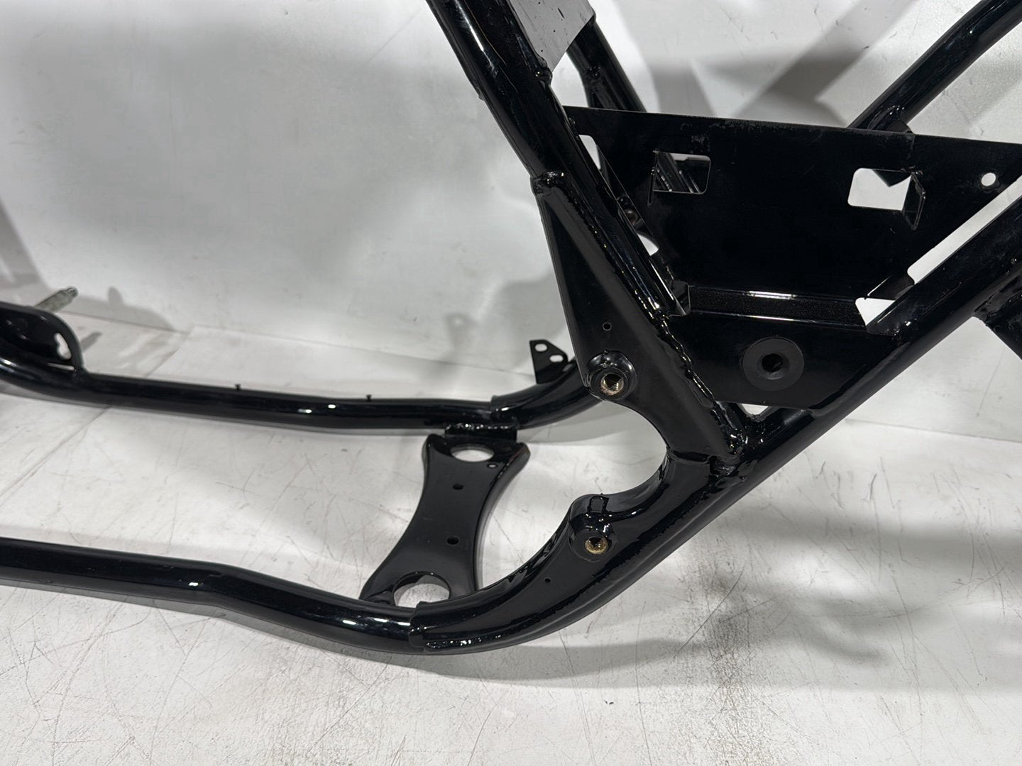 2007 Harley Electra Glide Touring Ultra FLHTCUI OEM Body Main Frame Chassis SLVG