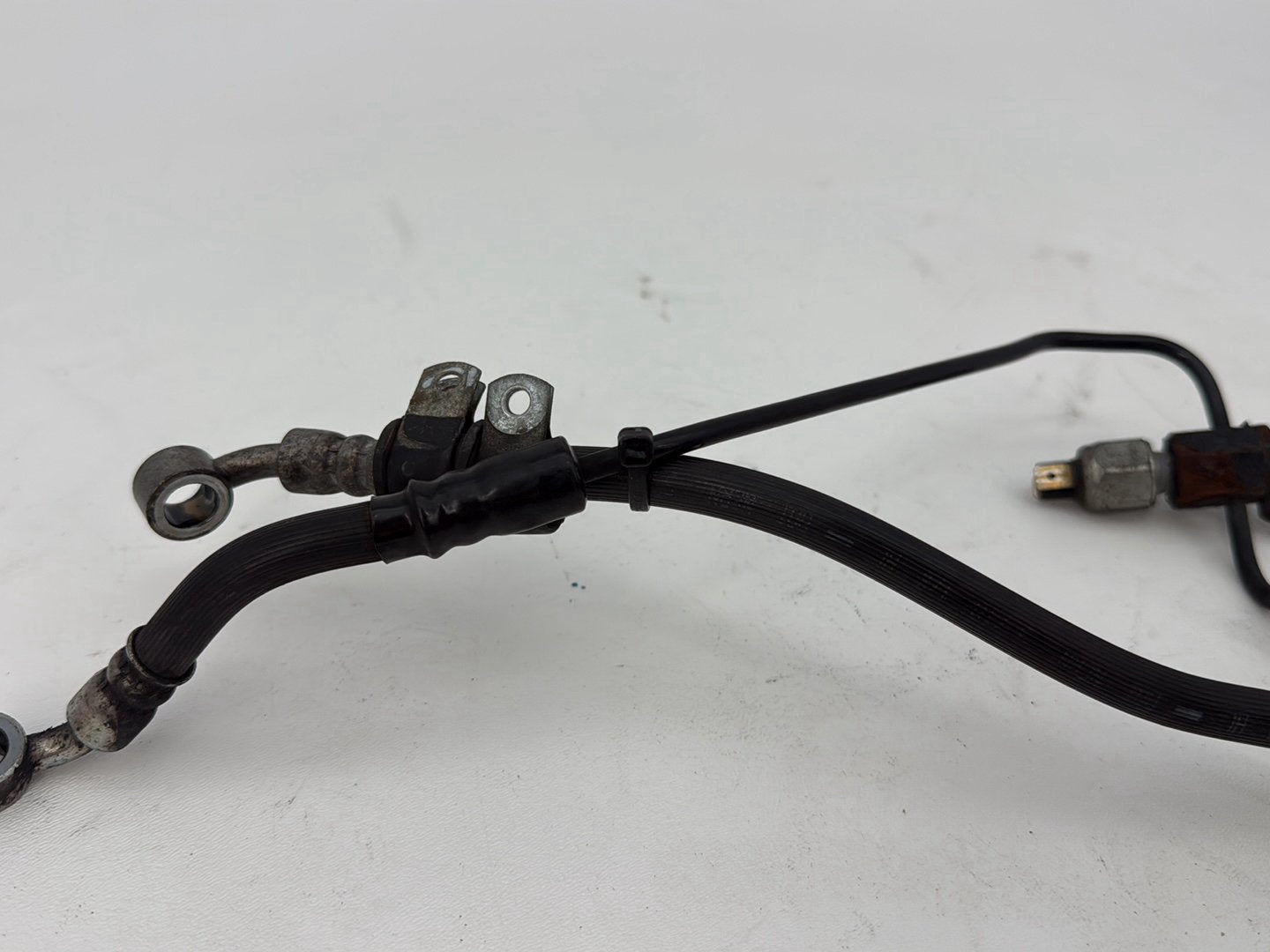 2004 - 2022 Harley-Davidson Sportster 1200 Nightster Rear Brake Hose Line Pipe 44429-11