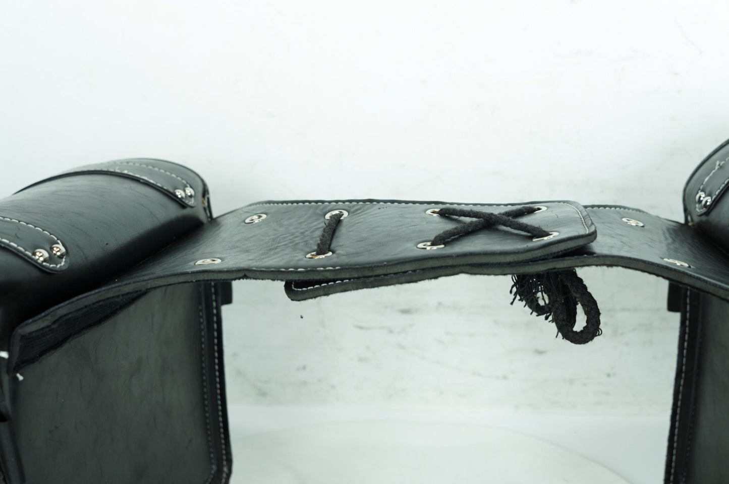 2012 - 2026 Harley-Davidson Sportster Iron 883 Rear Left Right Saddlebags Luggage Leather QINGROCK