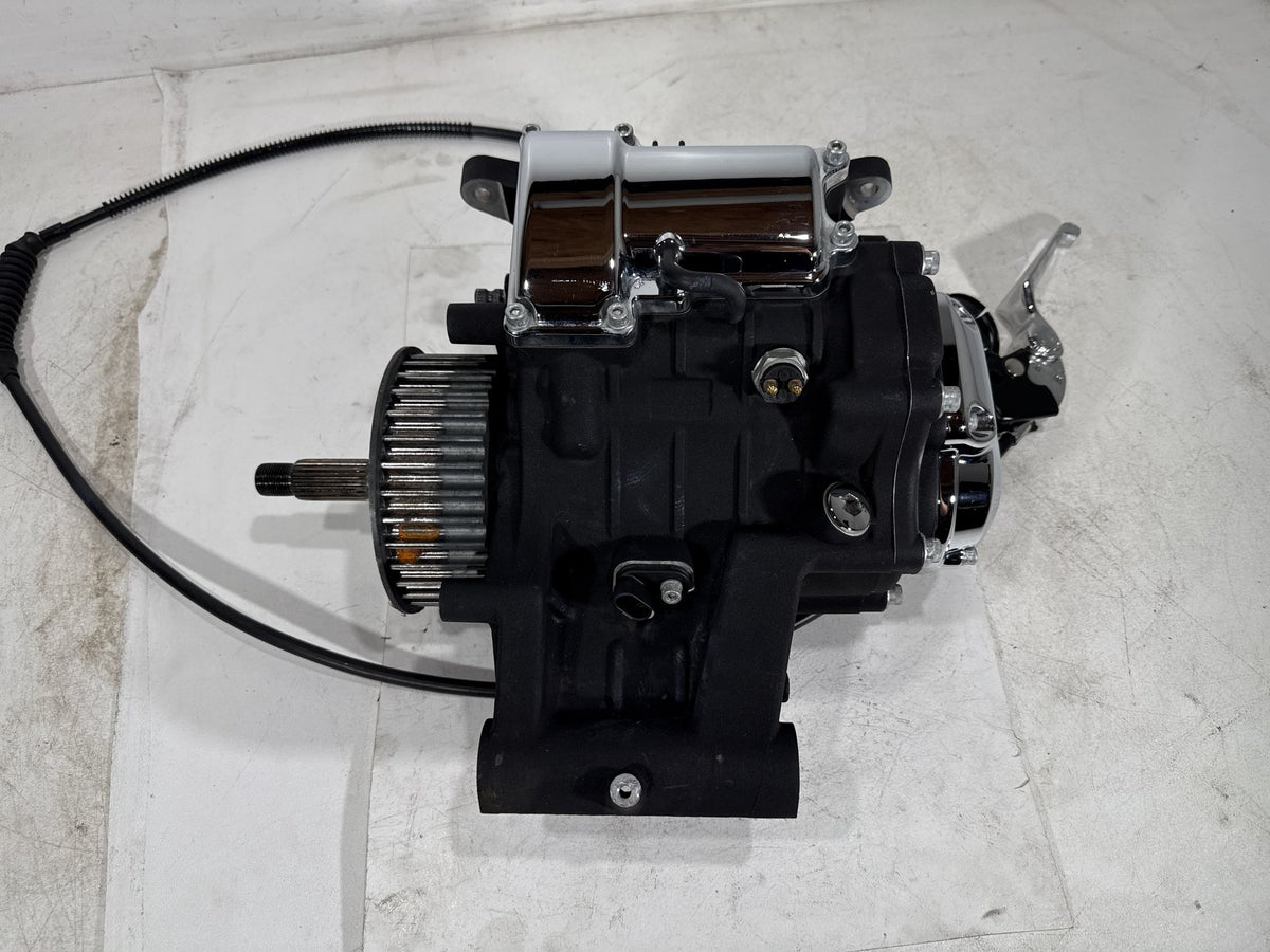 2011 Harley Softail Deluxe FLSTN OEM 6 Speed Transmission Gearbox 2K