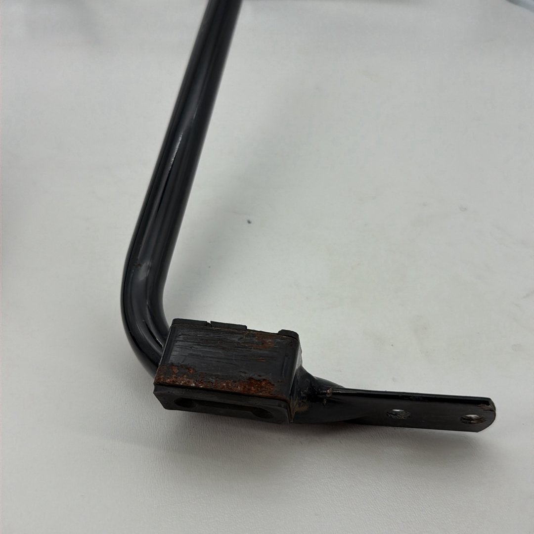 1999 - 2006 Harley-Davidson Touring Road King Rear Left Right Saddlebag Guard Rails Bar  	49194-85