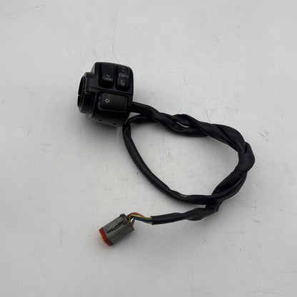 1999 - 2006 Harley-Davidson Softail Night Train Left Turn Signal Headlight Switches Controls  	71685-06A