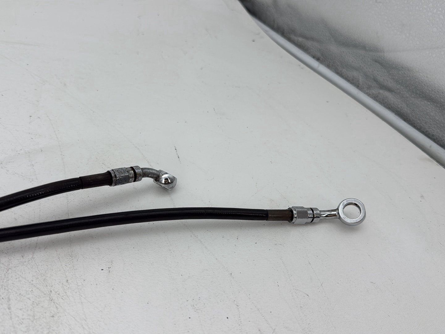 2006 Harley Dyna FXDWGI Wide Glide OEM Front Brake Hose Line Pipe