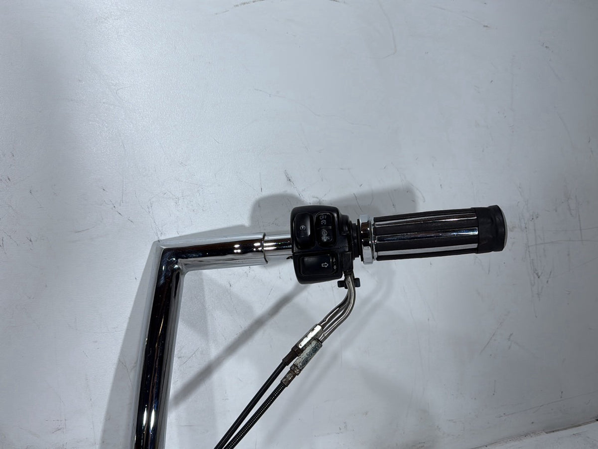 2005 Harley Road King Touring Police OEM Handlebars Left Right Switches Controls