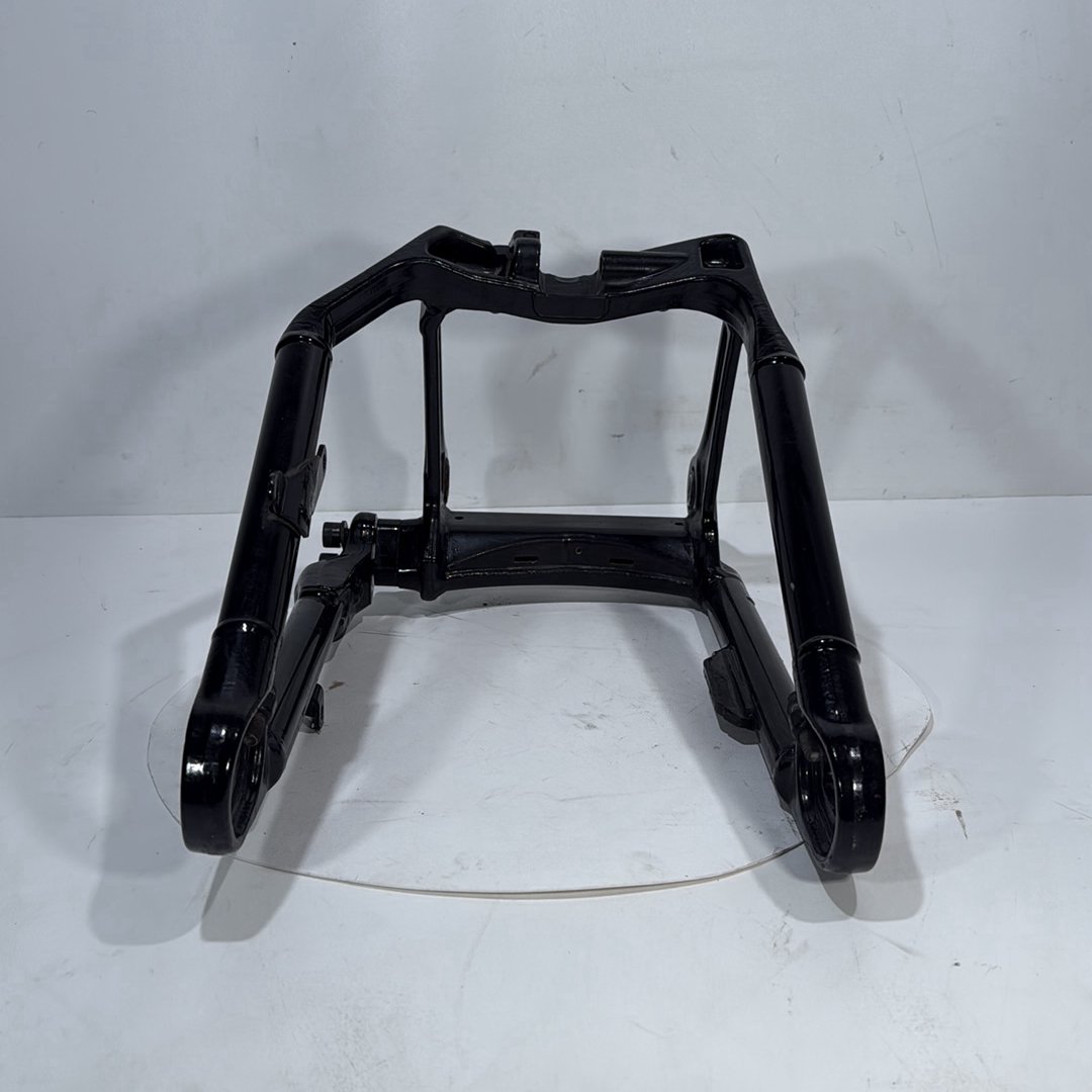 2017 - 2026 Harley-Davidson Softail Heritage Classic 114 Rear Fork Swingarm Swing Arm 47400099BHP