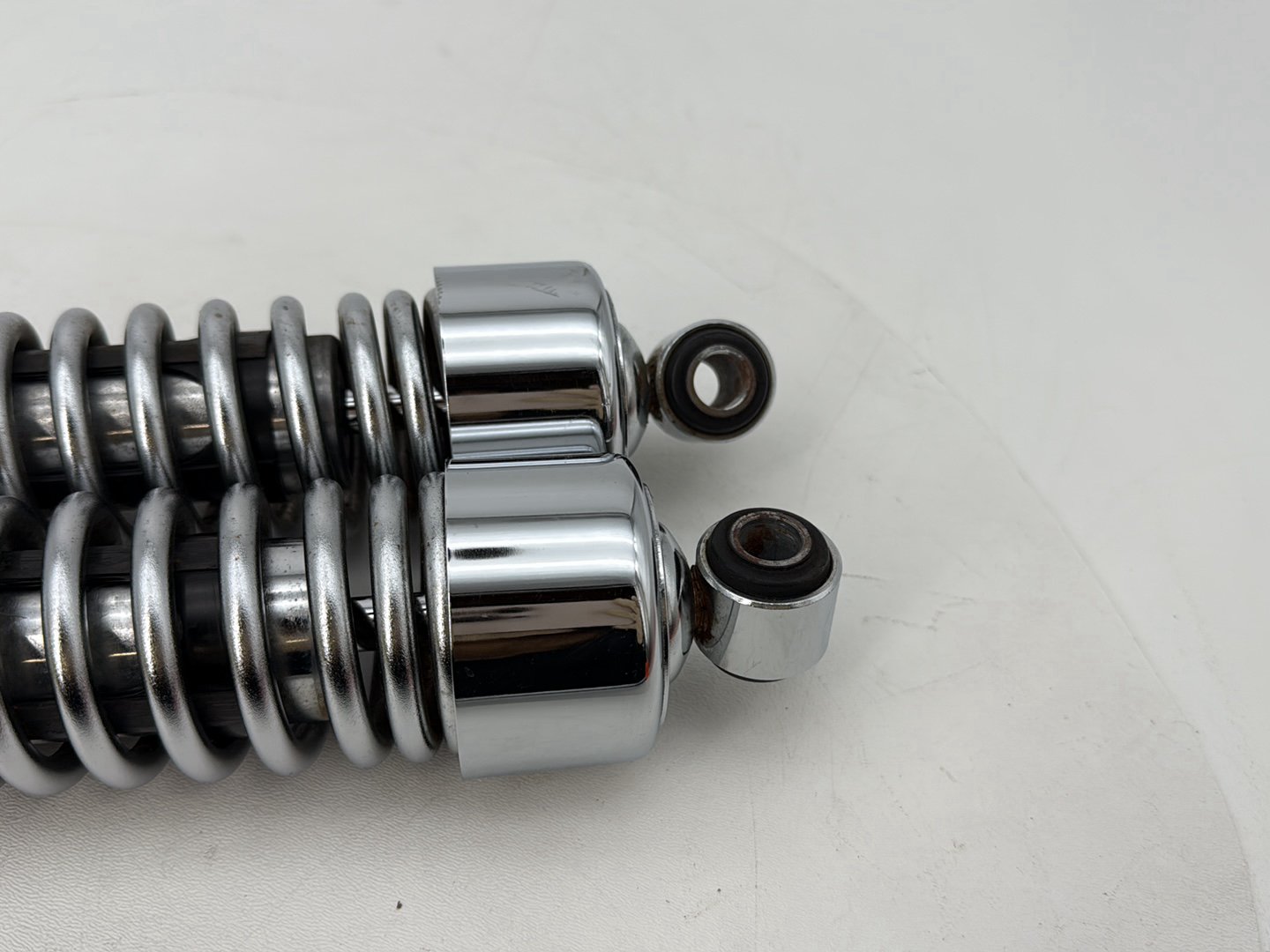 2004 - 2013 Harley-Davidson Sportster 883 Custom Rear Left Right Shock Absorbers  	54568-04