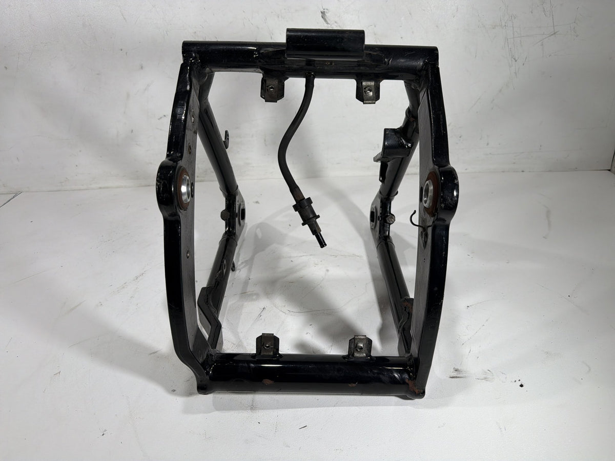 1997 Harley Heritage Softail Classic OEM Rear Fork Swingarm Swing Arm 47573-89B