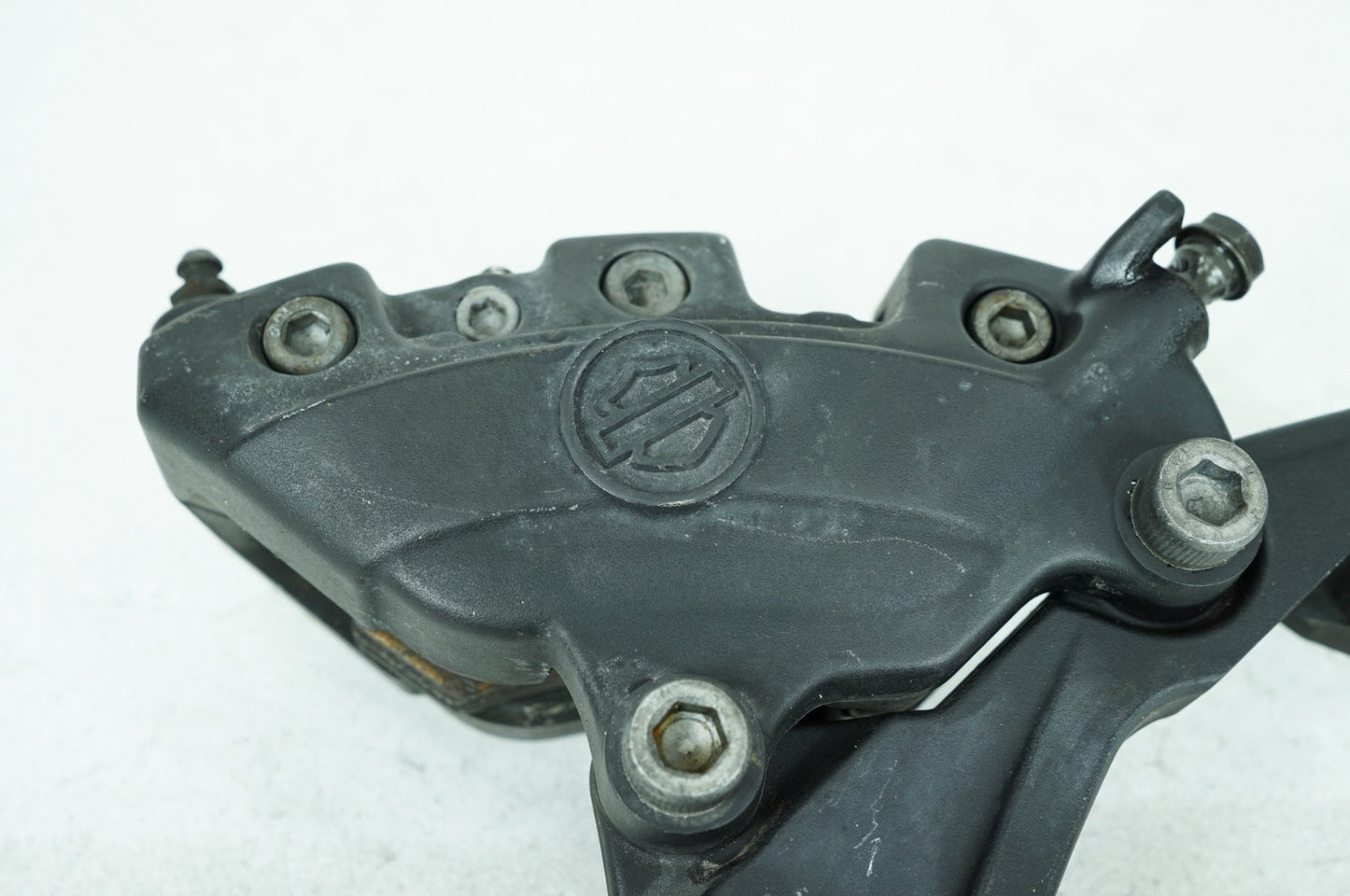 2007 - 2011 Harley-Davidson Touring Street Glide Rear Back Brake Caliper w/ Bracket 44080-08B