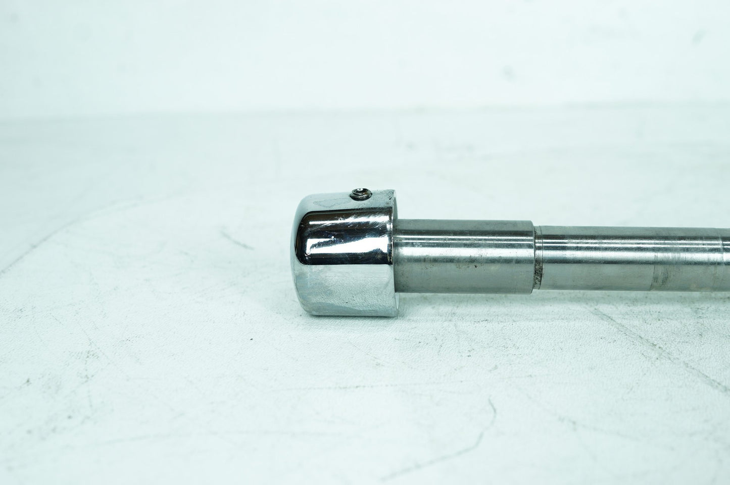 1984 - 1998 Harley-Davidson Touring Road Glide Front Wheel Axle Bolt Shaft 43346-83B