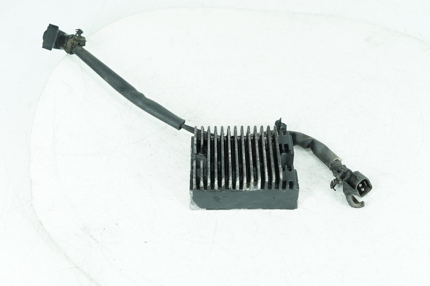 2004 - 2022 Harley-Davidson Sportster Iron 883 Voltage Regulator Rectifier    74711-08