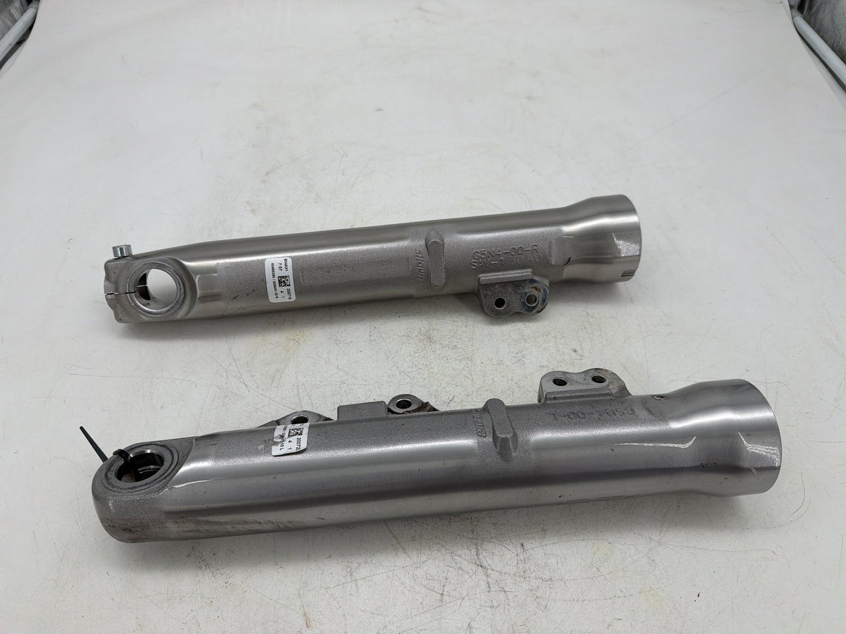2020 Harley Softail Standard FXST OEM Front Left & Right Fork Legs Sliders