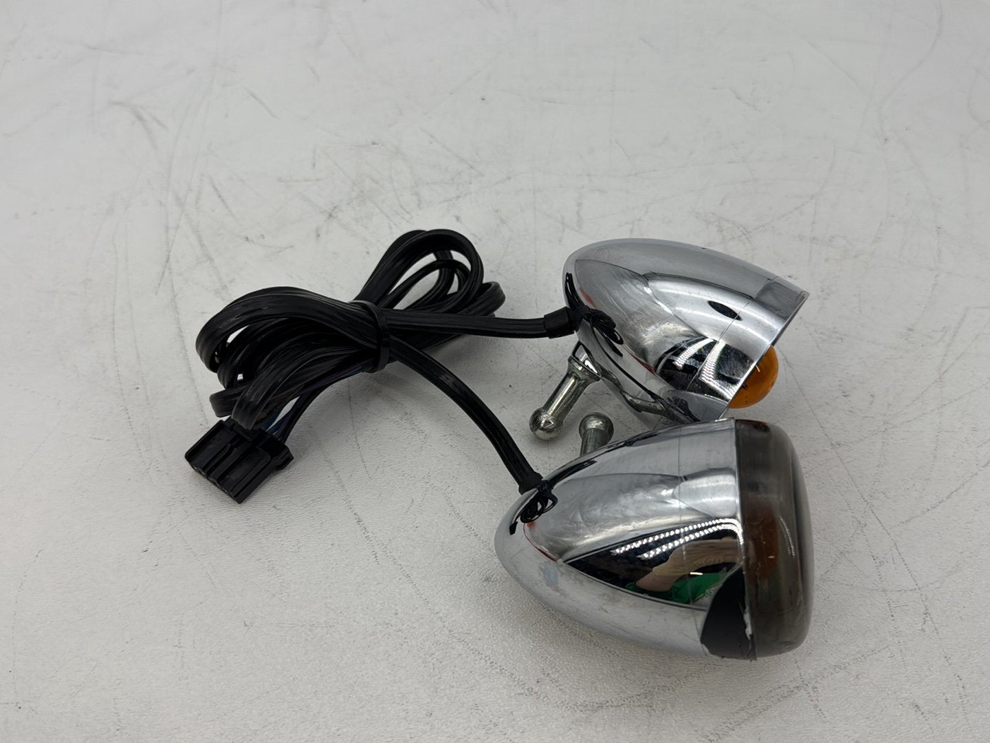 2004 - 2013 Harley-Davidson Sportster 1200 Custom Front Left Right Turn Signal Indicators 68972-00