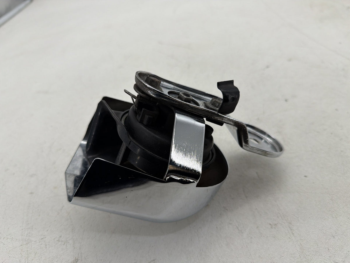 2016 Harley Road Glide Touring FLTRXS OEM Horn Signal Klaxon Chrome Cover