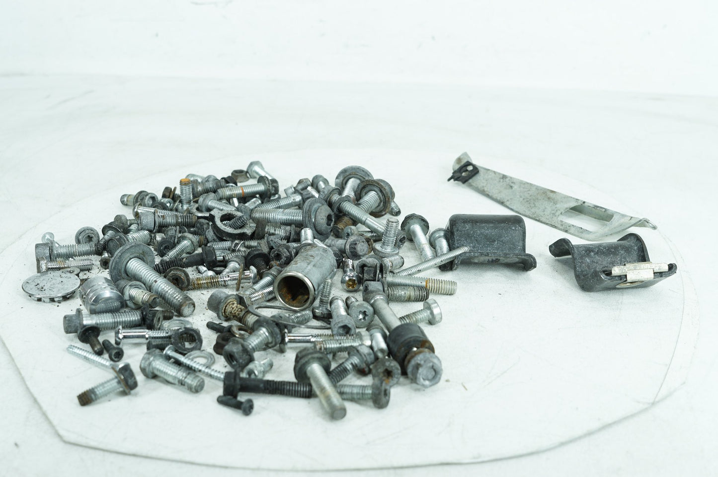 2007 - 2011 Harley-Davidson Touring Street Glide Hardware Bolts Nuts & Brackets