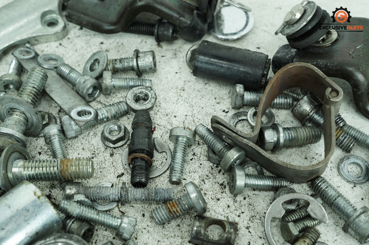 2010 Harley-Davidson Touring FLHTCU - Hardware Bolts Nuts & Brackets