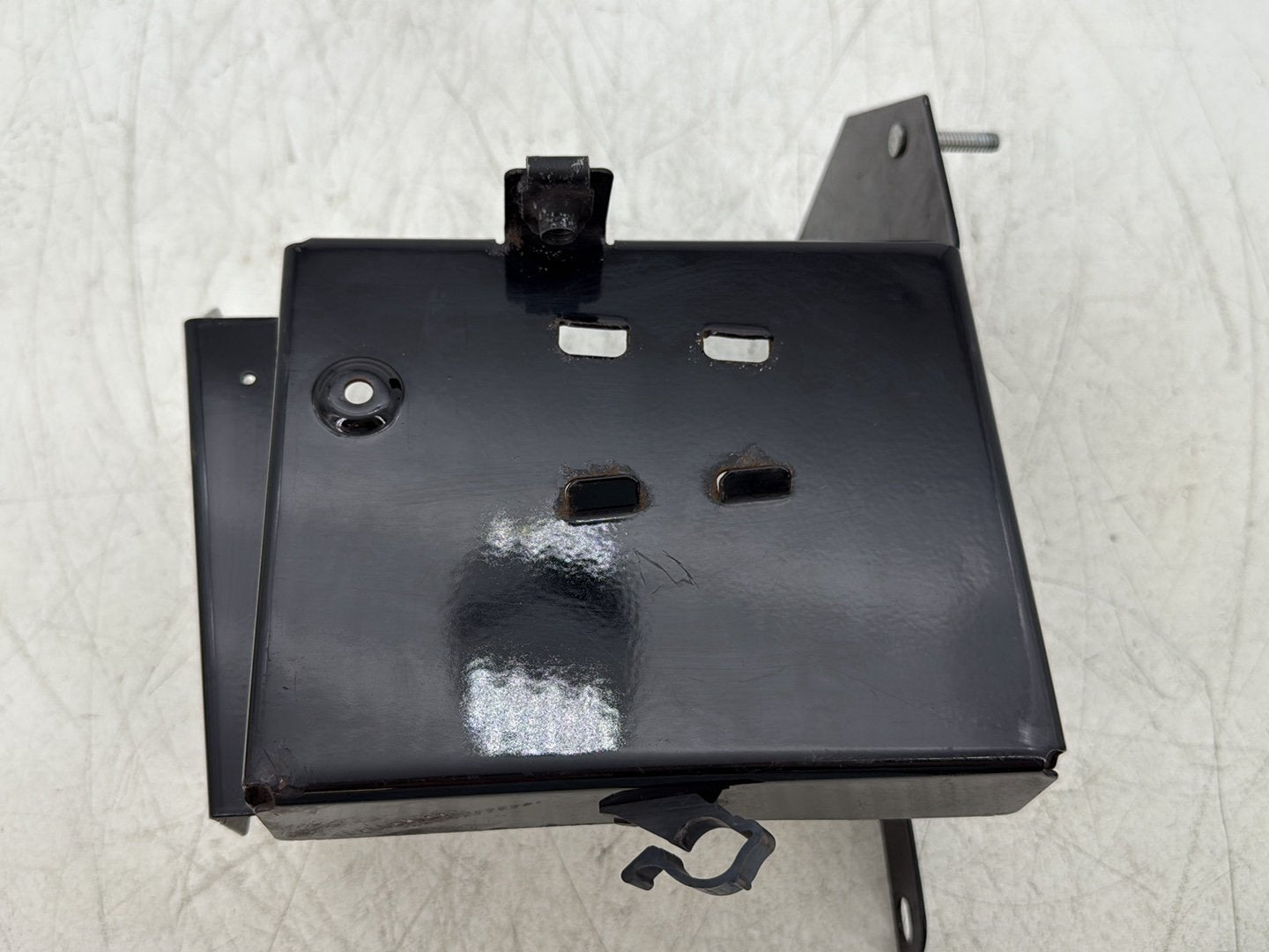 2004 Harley Road King Touring Custom FLHRSI OEM Battery Tray Bracket Holder Carrier