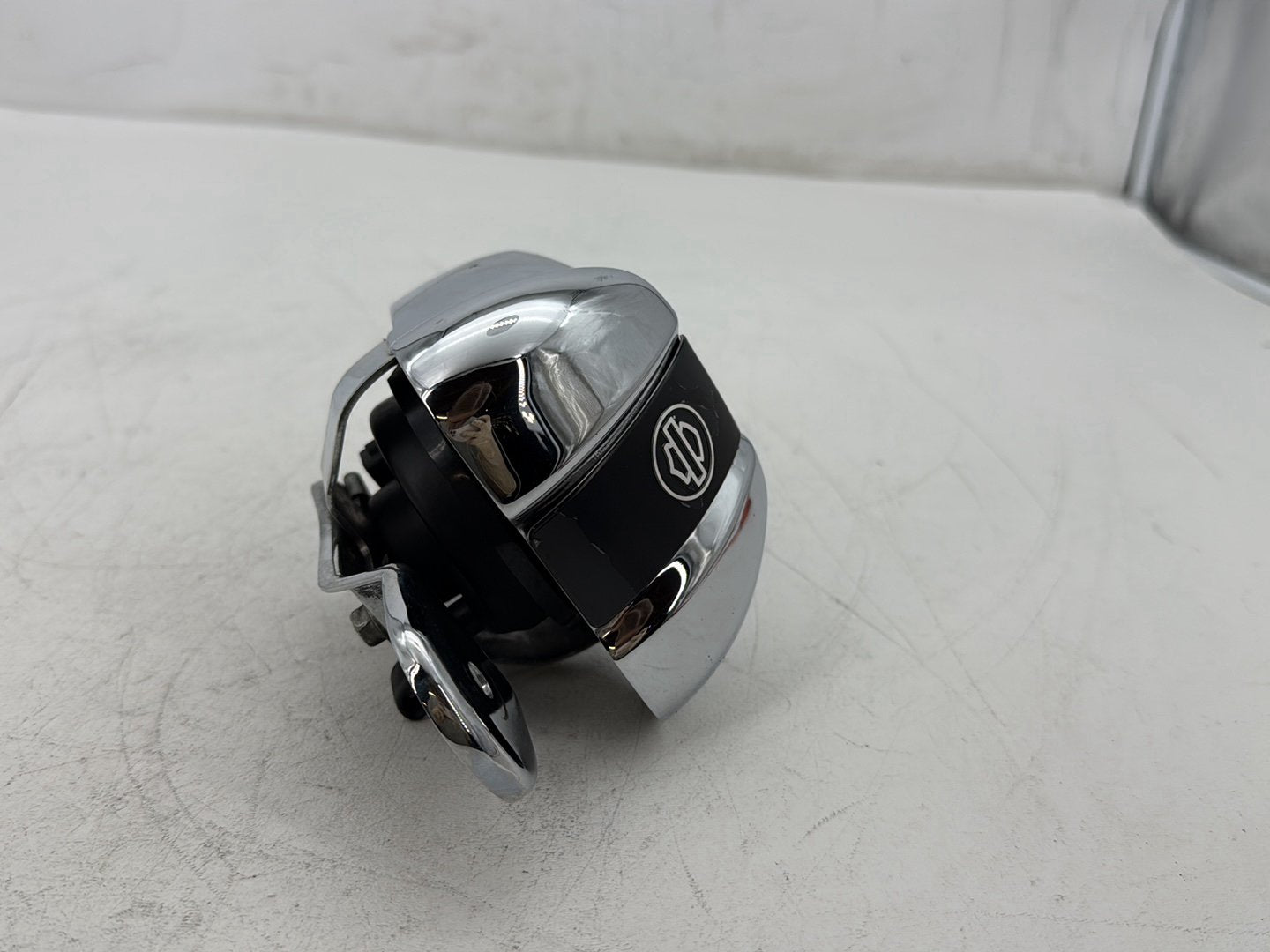2017 Harley Road Glide Touring FLTRXS OEM Horn Signal Klaxon Chrome Cover
