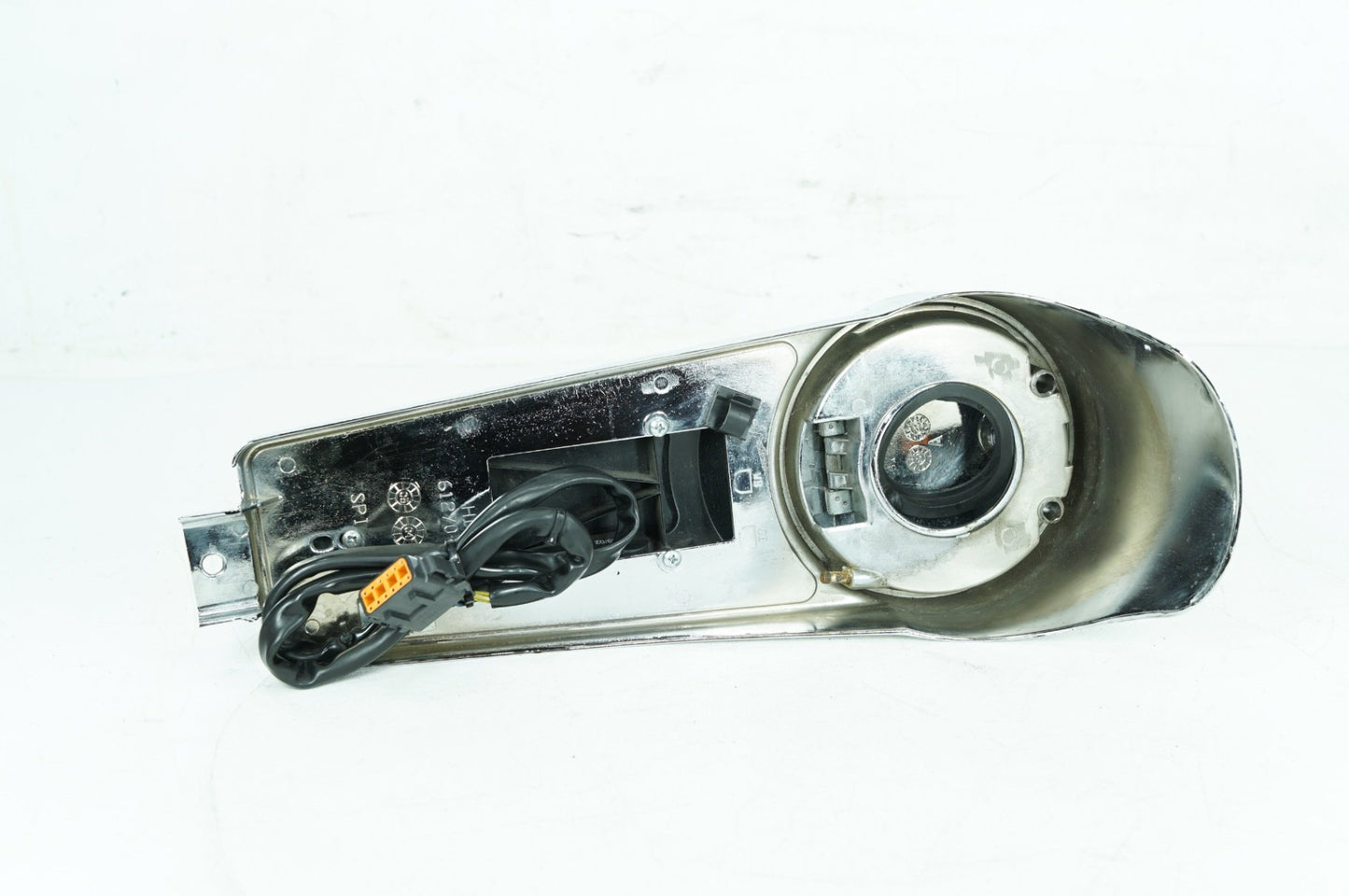 1999 - 2006 Harley-Davidson Touring Electra Glide Ultra Fuel Gas Tank Dash Console NOKey 61270-98A