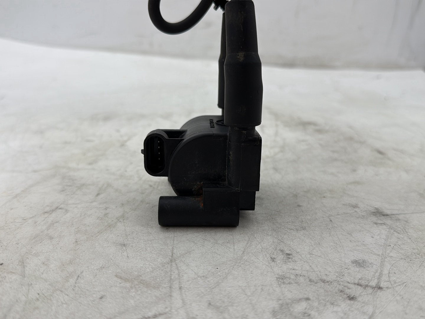 2012 Harley Dyna FXDF Fat Bob OEM Ignition Coil Spark Plugs Cable