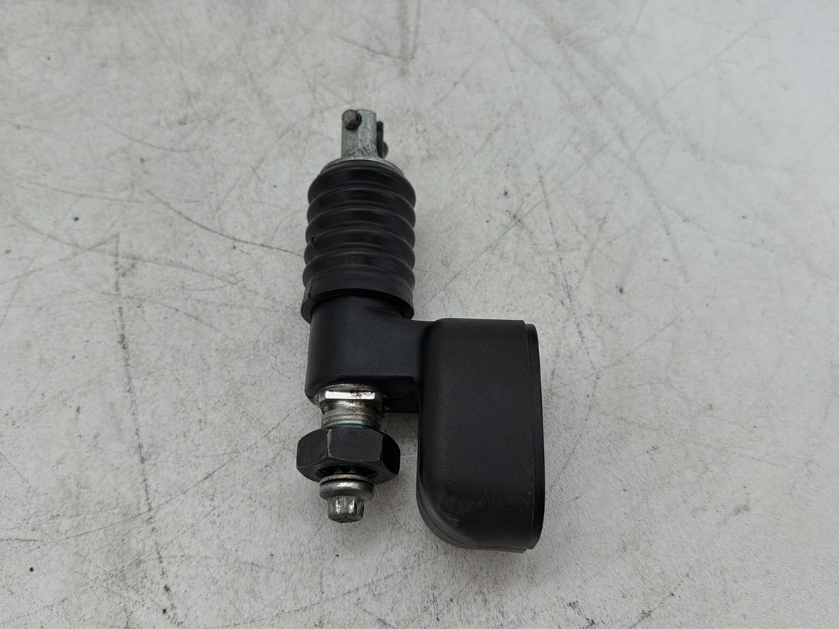 2003 Harley Softail Deuce FXSTD OEM Rear Brake Master Cylinder Reservoir NO CAP